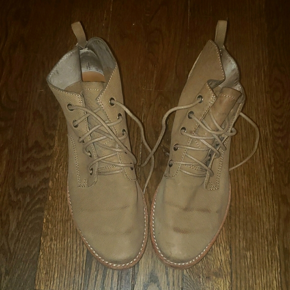 SAM EDELMAN tan lace up leather booties Size 8. - Picture 1 of 5
